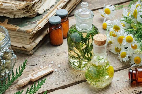 مراکز خرید عرقیات گیاهی خانگی